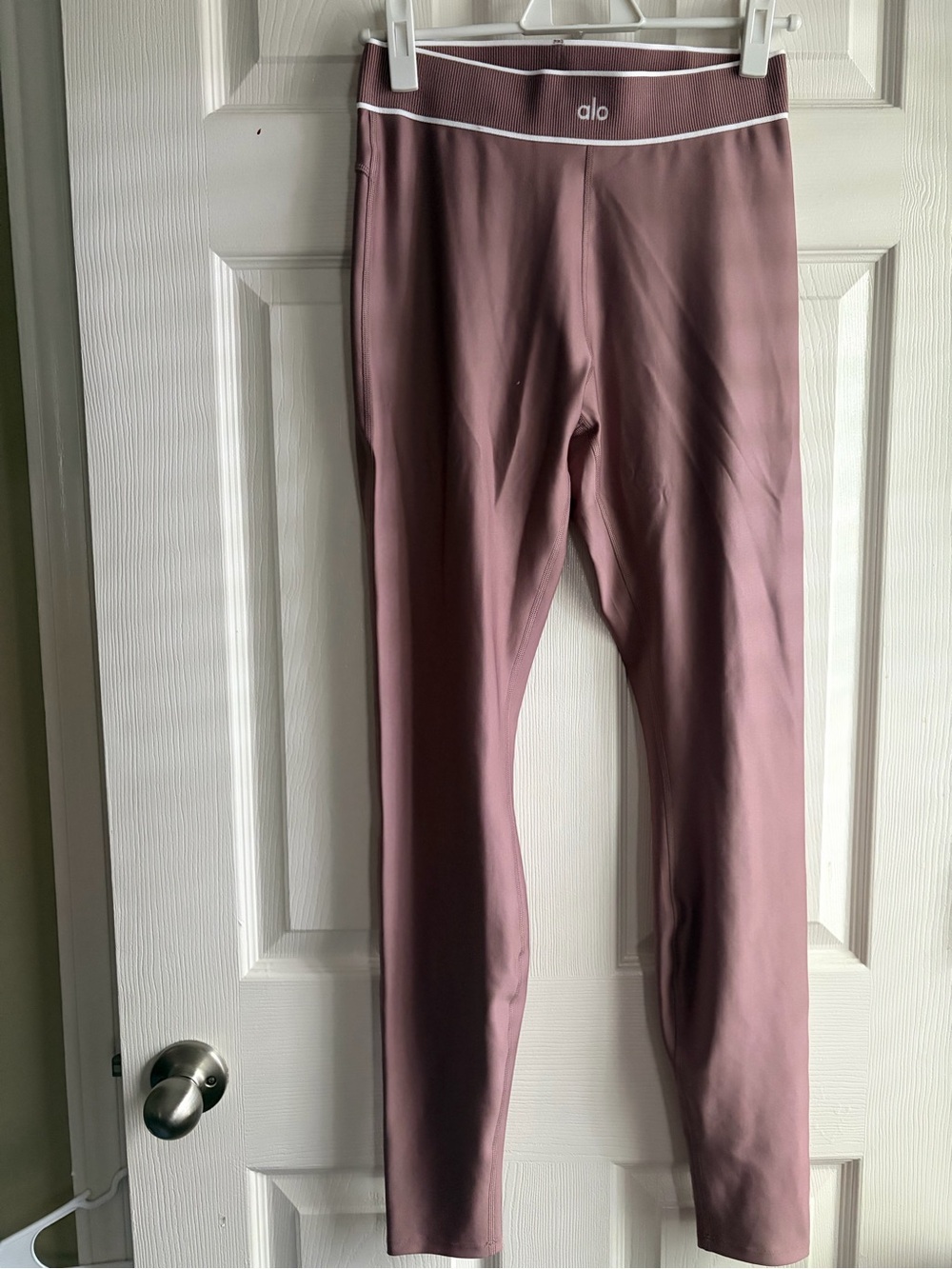 ALO Yoga Mauve High-Rise Leggings
